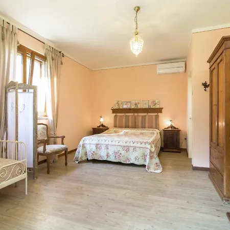 Belvilla By Oyo Il Leccio E Le Rose * Ареццо