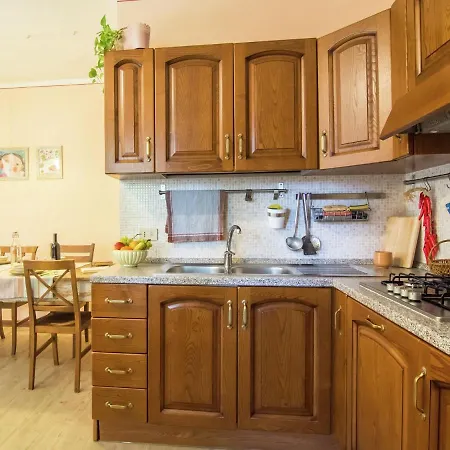 Holiday home Belvilla By Oyo Il Leccio E Le Rose *